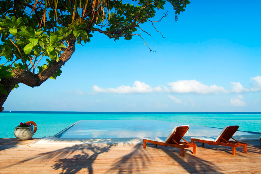 Piscina infinita Resort Olhuveli Beach & Spa - Maldivas