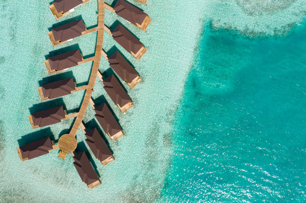 Vista aérea de Grand Water Vilas en Sun Siyam Olhuveli - Maldivas