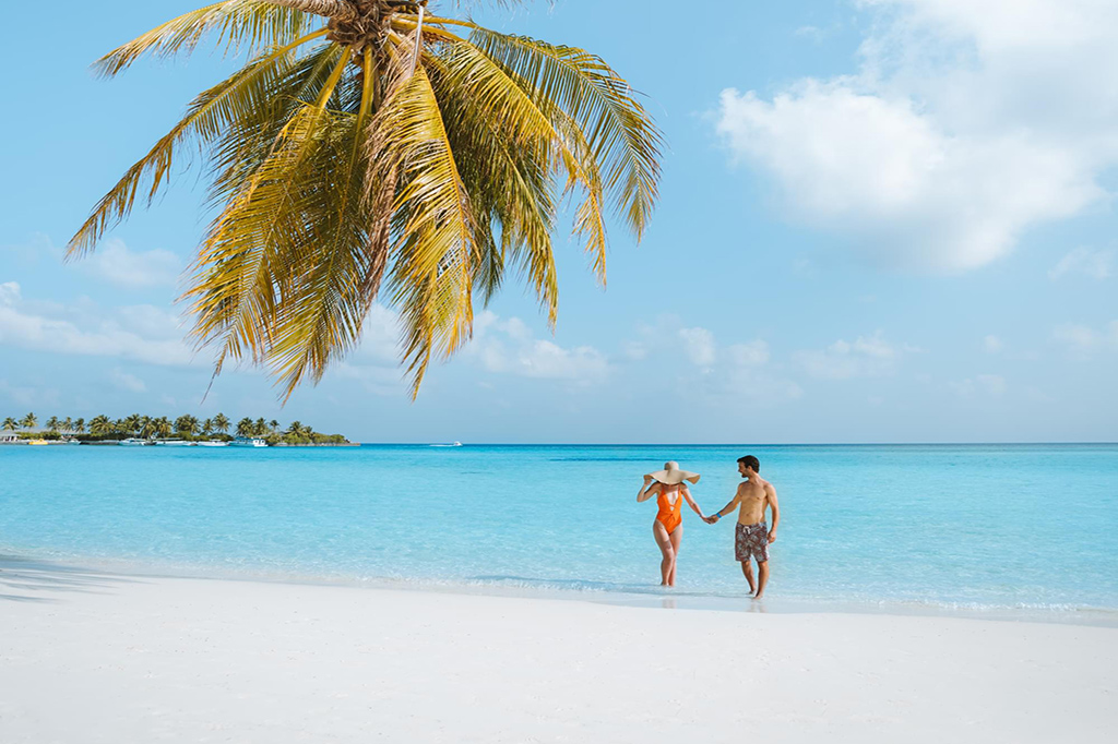 Pareja en la playa