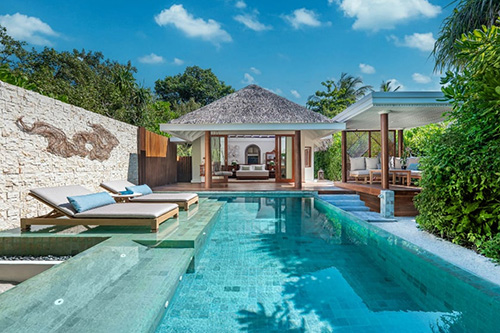 Exterior de una Beach Pool Villa en Anantara Kihavah Maldives