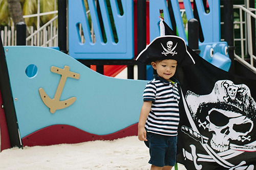 Zona exterior del Thiththi Boli Kids Club en Anantara Kihavah