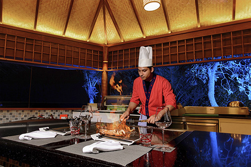 Cena en Umi Yaki en Bandos Maldives