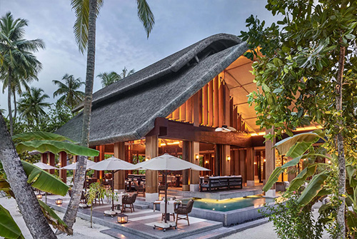 Vandhoo, restaurante principal de JOALI Maldives