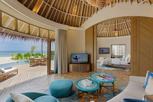Interior boho-chic de una Beach House with Private Pool en The Nautilus Maldives