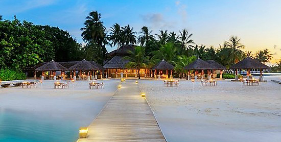 Sand Restaurant del Velassaru Maldives