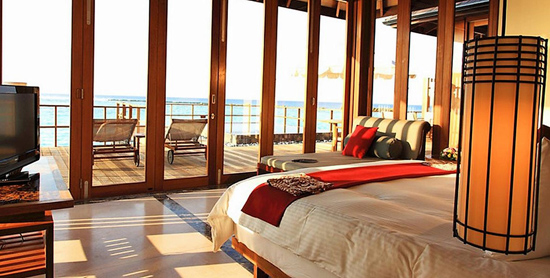 Interior de la One-Bedroom Ocean Suite with Pool del Paradise Island Resort & Spa
